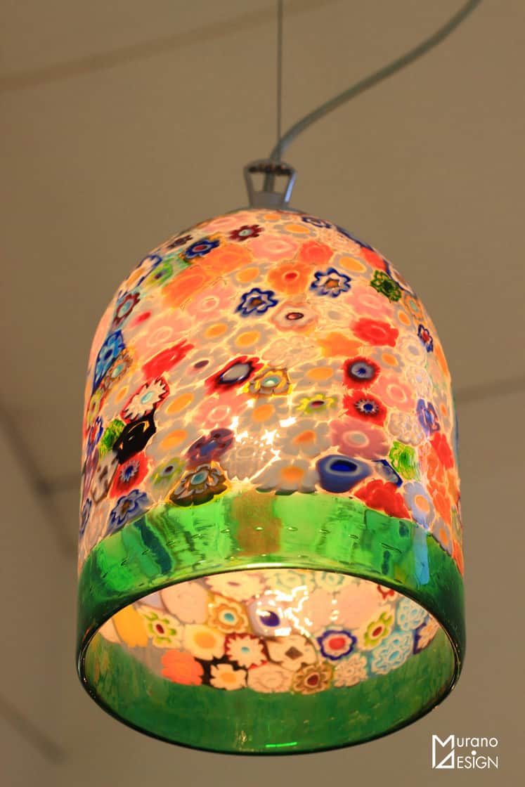 Lampada a sospensione con murrine in vetro di Murano realizzata da Vetreria Murano Design