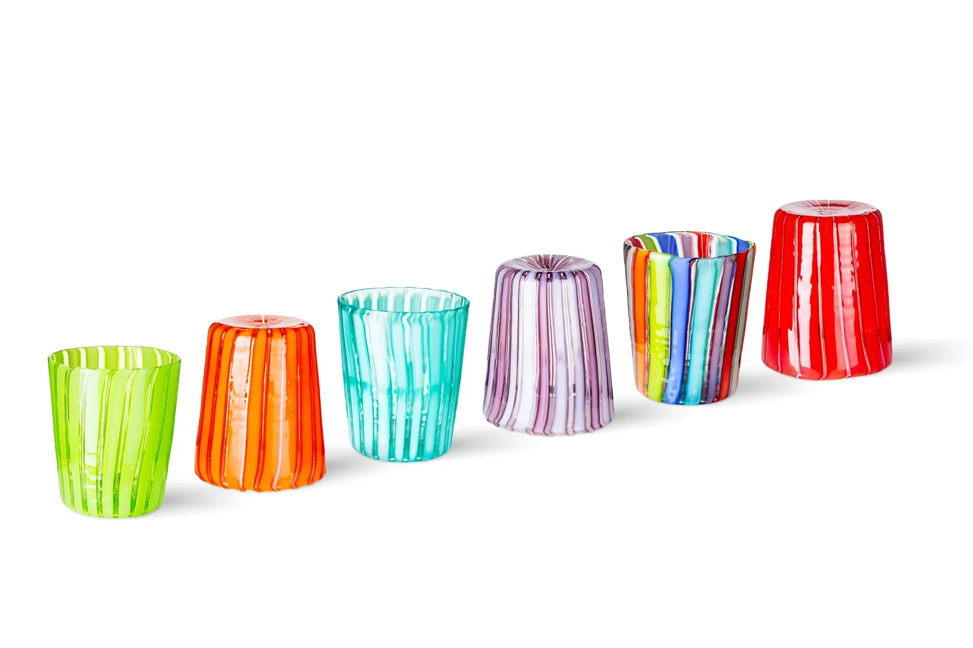 Forniture di bicchieri Murano colorati in vetro soffiato per retail e hospitality